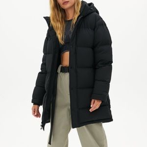 TNA Super Puff Black MID Length